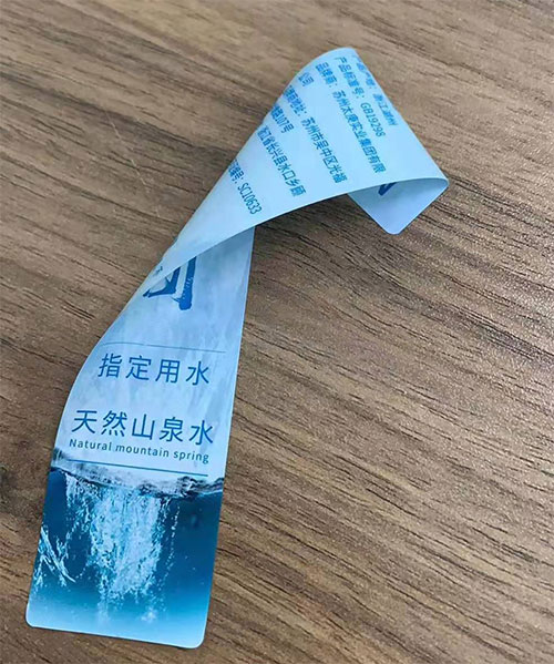 礦泉水標(biāo)簽